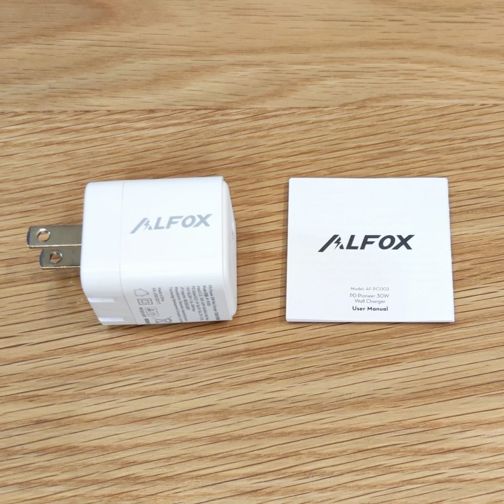 超コンパクト Alfox 30W ガリウム充電器 取り扱い説明書